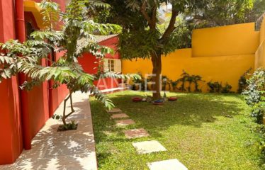 DAKAR ALMADIES : Très belle Villa R+1 à louer