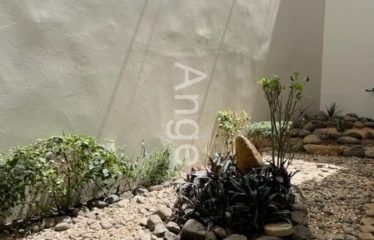 DAKAR MAMELLES : Studio meublé à louer au RDC