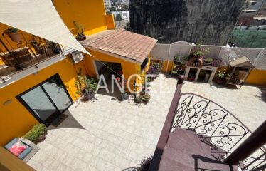 DAKAR SICAP BAOBAB : Une villa R+3 à vendre