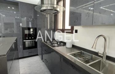 DAKAR MERMOZ : Appartement F4 à vendre dans un bel immeuble