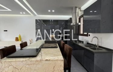 DAKAR MERMOZ : Appartement F4 à vendre dans un bel immeuble