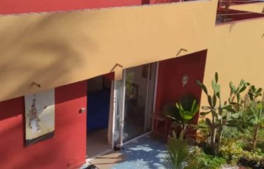 DAKAR NGOR : Belle villa à vendre pied dans l’eau