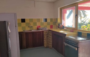 DAKAR NGOR : Belle villa à vendre pied dans l’eau