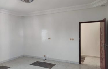 DAKAR ALMADIES : Appartement F3 neuf à louer
