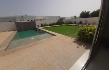 SALY : Villa contemporaine 3 chambres avec piscine proche plages et commerces à louer