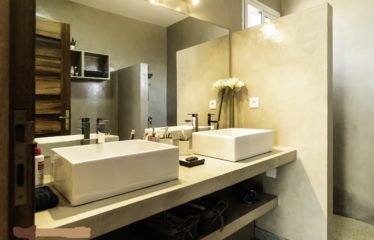 SALY : Villa afro contemporaine 3 chambres avec piscine à vendre