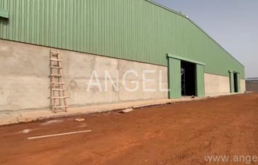 DIAMNIADIO : Hangar de 4500m² à louer