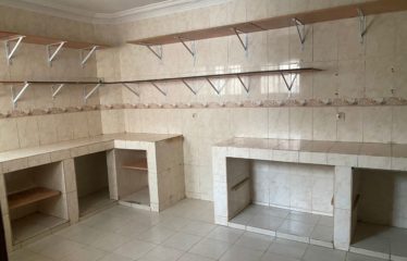 DAKAR SACRÉ COEUR : Villa R+1 à louer