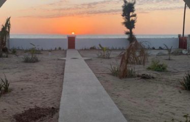 NIANING : Villa R+1 pieds dans l’eau 3 chambres à vendre