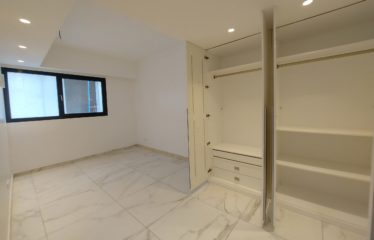 DAKAR PLATEAU : Appartement de 4 chambres à louer