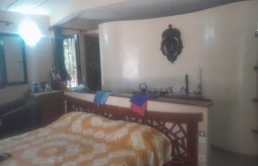 NGAPAROU : Villa de 5 chambres à vendre sur un terrain de 1500 m2