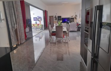 NGUERIGNE : Villa contemporaine de haut standing 3 chambres à vendre