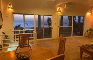 NIANING : Villa R+1 pieds dans l’eau 3 chambres à vendre