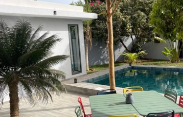 NGAPAROU : Villa coquète neuve 4 chambres avec piscine à vendre