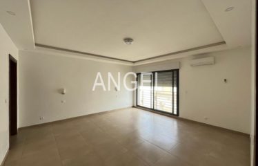 DAKAR ALMADIES : Un joli appartement F4 à louer