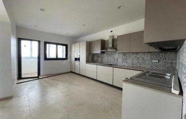 DAKAR ALMADIES : Un loft F4 à louer