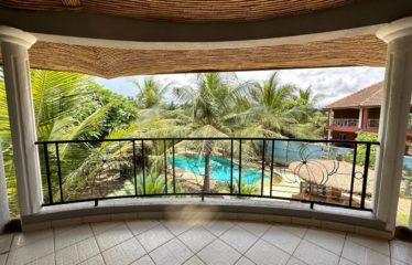 WARANG Petite Côte : Belle villa 4 pièces piscine terrain 1250M²