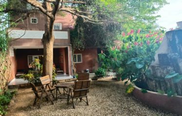 NGAPAROU : Villa 5 chambres à vendre avec bail