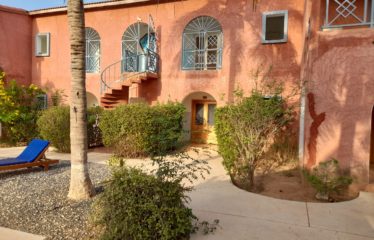 NGAPAROU : Maison d’hôtes à vendre