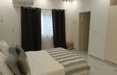 NGUERIGNE : Villa 5 chambres plain-pied avec piscine à louer