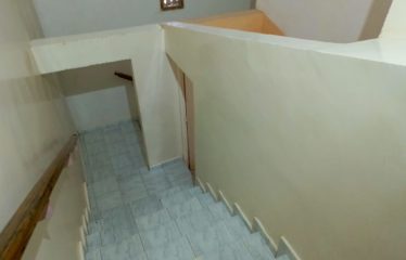 NGAPAROU : Villa 5 chambres à vendre avec bail