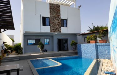 NGAPAROU : Villa contemporaine 6 chambres R+2 à vendre