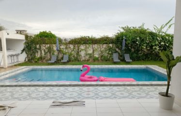 NGUERIGNE : Villa 5 chambres plain-pied avec piscine à louer