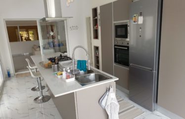 NGUERIGNE : Villa 5 chambres plain-pied avec piscine à louer