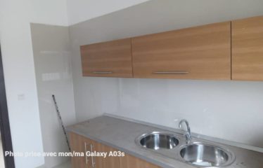 DAKAR MBAO villeneuve: Villa Duplex F4 à louer