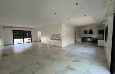 DAKAR ALMADIES : Sympathique villa à louer