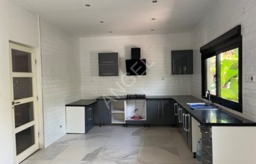 DAKAR ALMADIES : Sympathique villa à louer