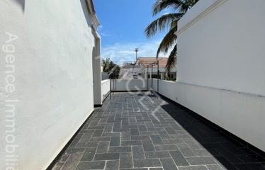 DAKAR ALMADIES : Sympathique villa à louer