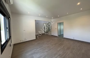 DAKAR ALMADIES : Sympathique villa à louer