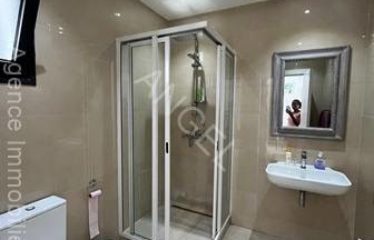 DAKAR MERMOZ : Grand et Beau F4 meublé à louer