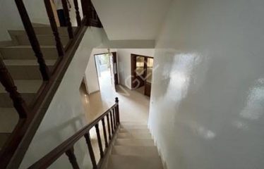 DAKAR CITE KEUR GORGUI : Villa à vendre 380 m²