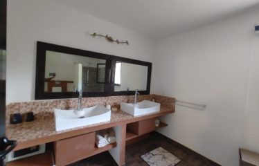 NGUERIGNE : Très belle villa à vendre