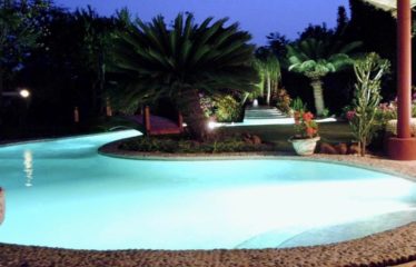 SALY : Villa avec piscine à vendre en résidence