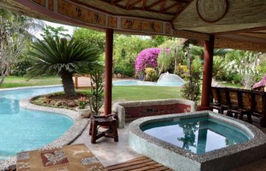 SALY : Villa avec piscine à vendre en résidence