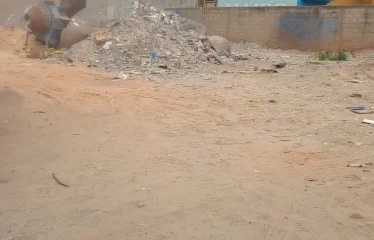 DAKAR MERMOZ : Terrain commercial à vendre