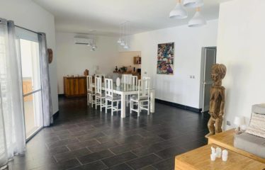 SOMONE : Belle villa de 4 pièces, piscine à vendre