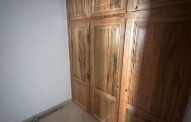DAKAR MERMOZ : Villa à vendre R+1