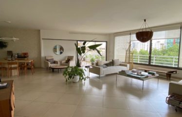 DAKAR PLATEAU : Appartement très haut standing à louer