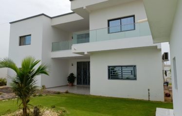 SINTHIANE : Villa contemporaine neuve 4 chambres à vendre