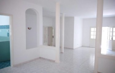 DAKAR YOFF : Résidence de luxe non loin de la plage à louer