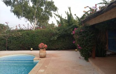 NIANING : Belle villa de 4 chambres avec piscine à vendre