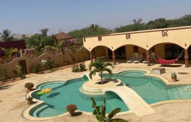 SOMONE : Villa spacieuse avec grande piscine à vendre