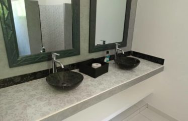 NGAPAROU : Villa plain-pied de standing avec piscine à louer