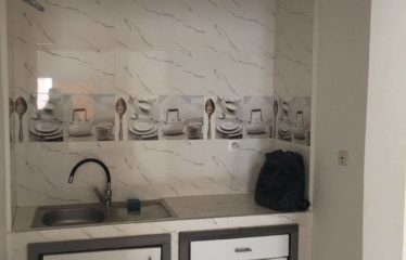 DAKAR ALMADIES : Studio à louer 3eme étage