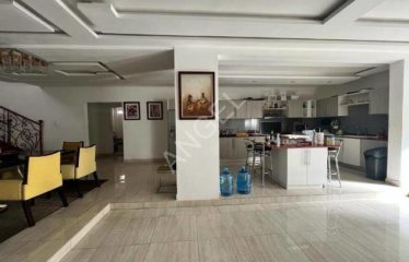 DAKAR SACRÉ-COEUR : Grande villa à louer