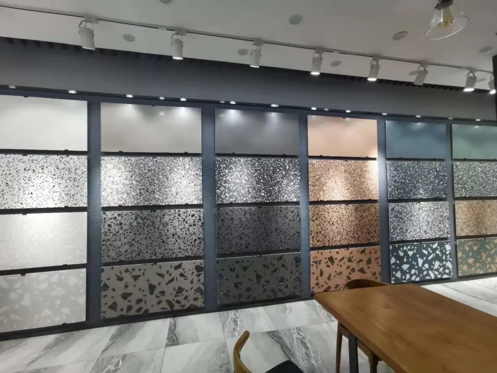 choix de carreaux pour future construction de maison au Sénégal